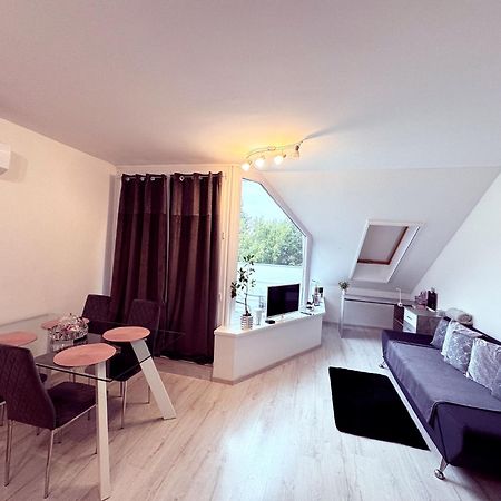 Apartament Exclusive Family Apartman Pécs Zewnętrze zdjęcie