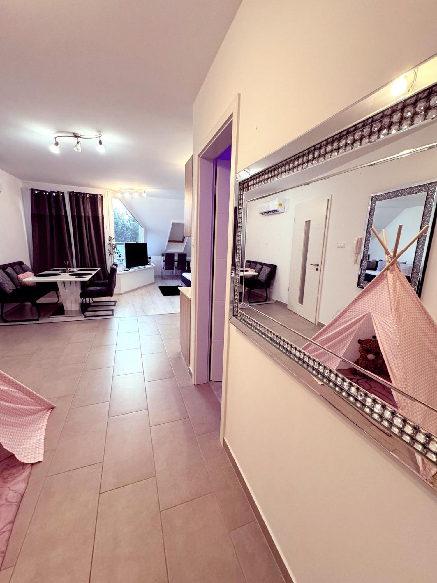 Apartament Exclusive Family Apartman Pécs Zewnętrze zdjęcie