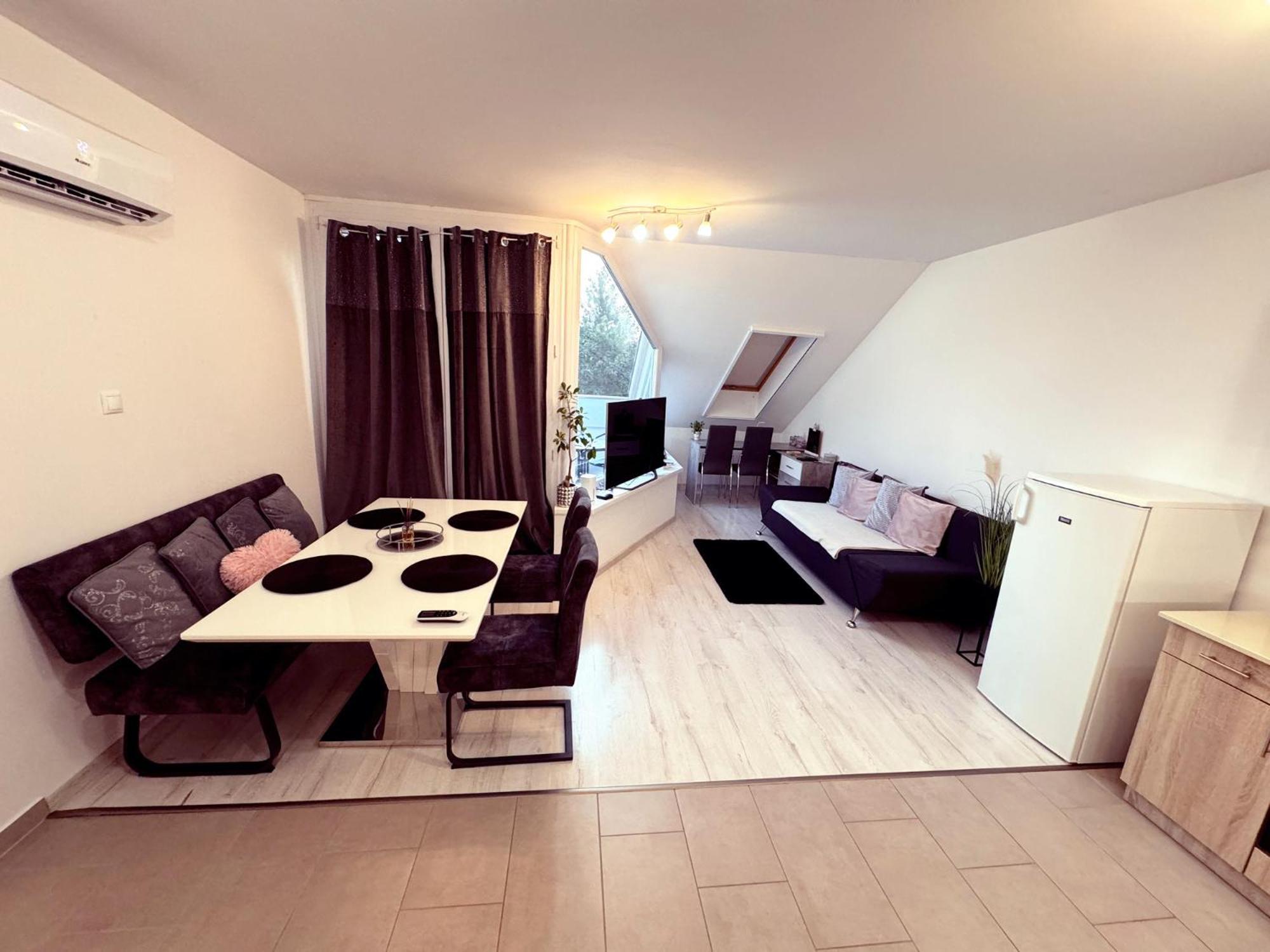 Apartament Exclusive Family Apartman Pécs Zewnętrze zdjęcie
