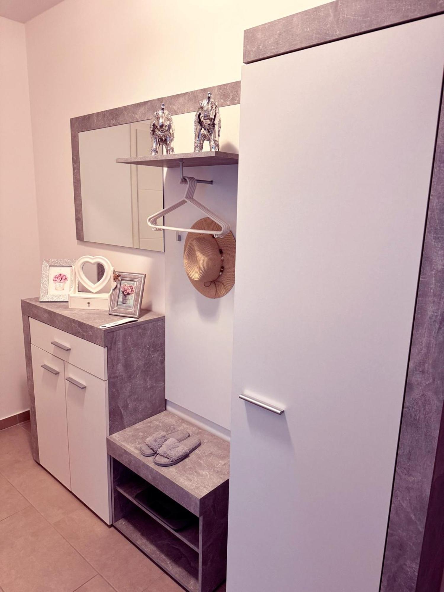 Apartament Exclusive Family Apartman Pécs Zewnętrze zdjęcie